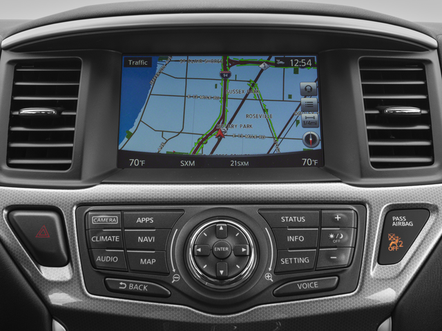 2017 Nissan Pathfinder SL