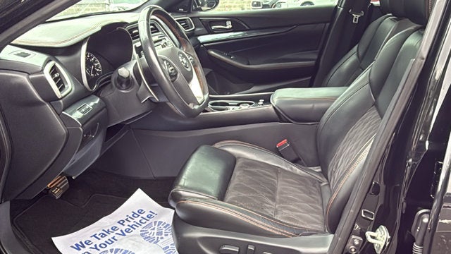 2019 Nissan Maxima SR