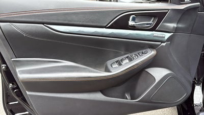 2019 Nissan Maxima SR