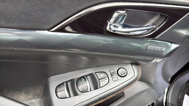 2019 Nissan Maxima SR