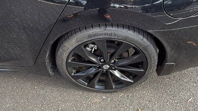 2021 Nissan Maxima SR