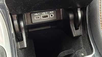 2023 Nissan Maxima SR