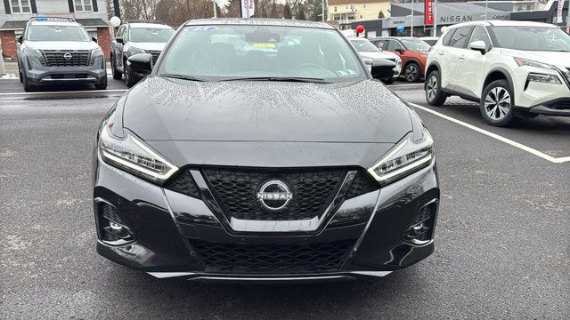 2023 Nissan Maxima SR