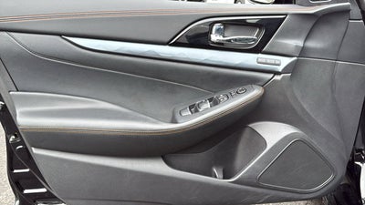 2023 Nissan Maxima SR