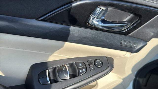 2020 Nissan Maxima Platinum