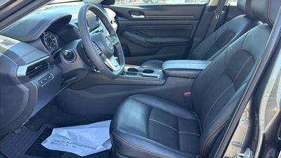 2022 Nissan Altima SR