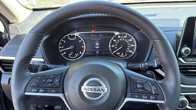 2022 Nissan Altima SR