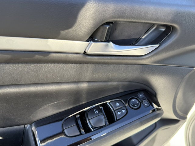 2024 Nissan Altima SR