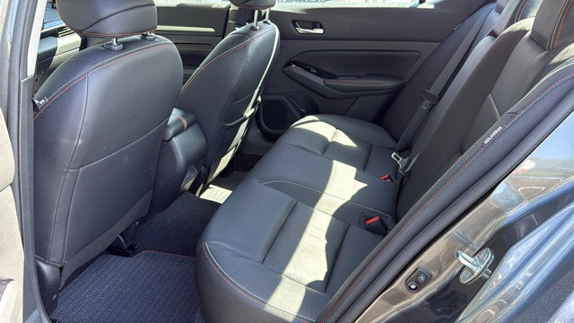 2023 Nissan Altima SR