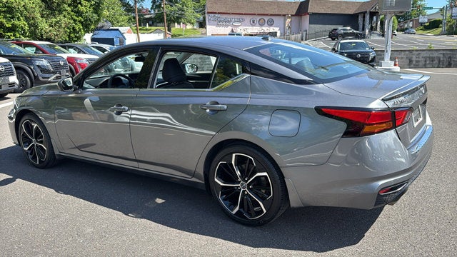 2023 Nissan Altima SR