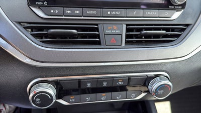 2023 Nissan Altima SR