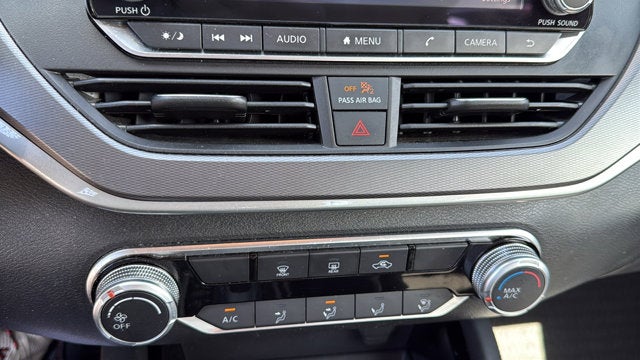 2023 Nissan Altima SR