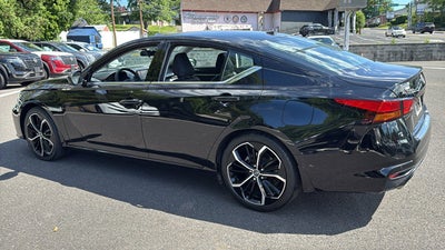 2023 Nissan Altima SR