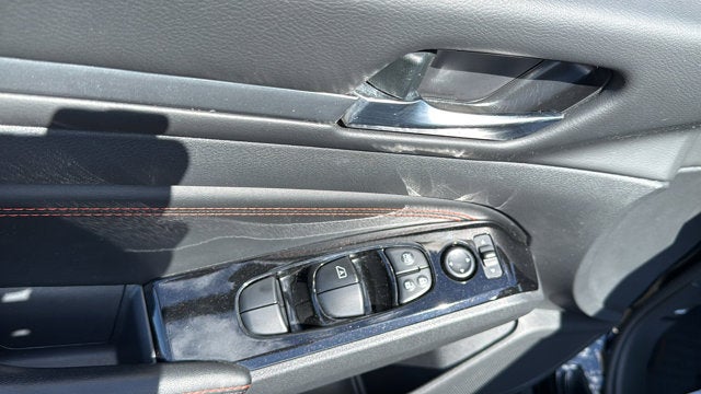 2023 Nissan Altima SR