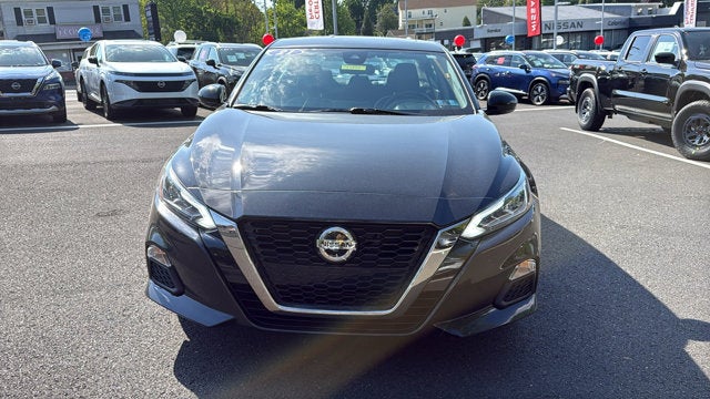 2021 Nissan Altima SR