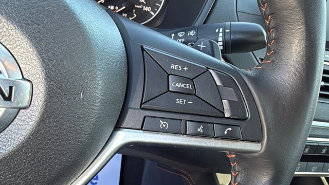 2022 Nissan Altima SR