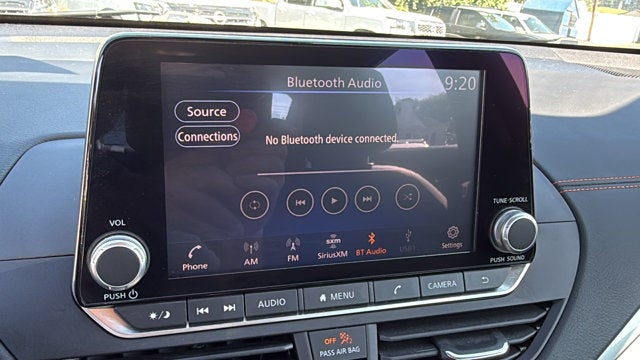 2022 Nissan Altima SR
