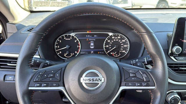 2022 Nissan Altima SR