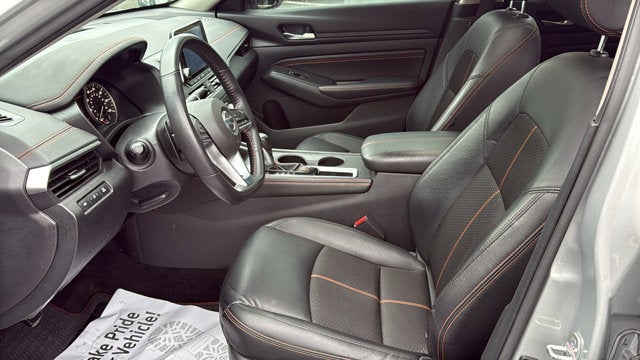 2021 Nissan Altima SR