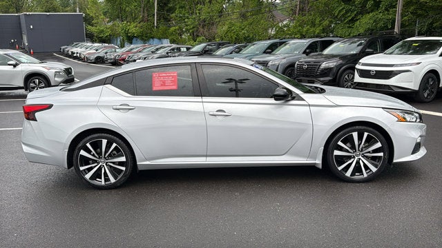 2021 Nissan Altima SR