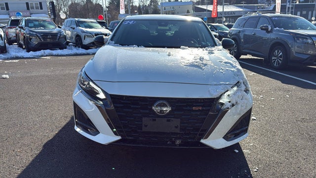 2024 Nissan Altima SR