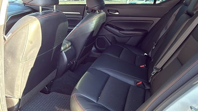 2024 Nissan Altima SR