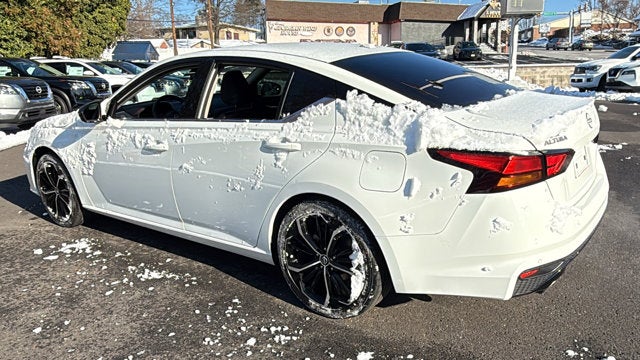 2024 Nissan Altima SR