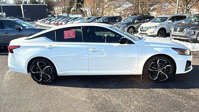 2024 Nissan Altima SR