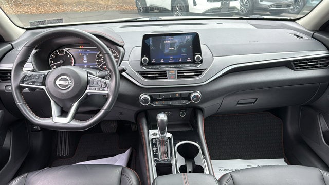 2024 Nissan Altima SR
