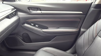 2023 Nissan Altima SR