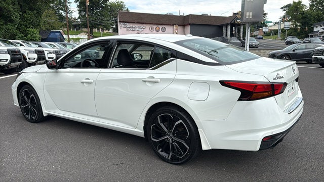 2023 Nissan Altima SR