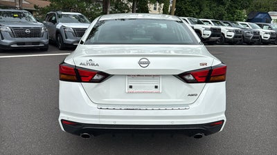 2023 Nissan Altima SR