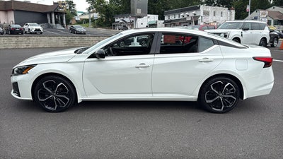 2023 Nissan Altima SR