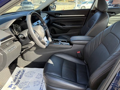 2023 Nissan Altima SR