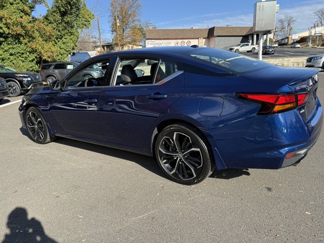 2023 Nissan Altima SR