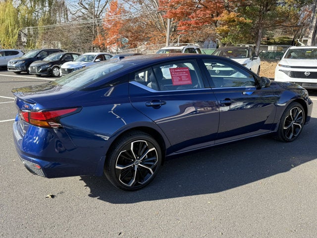 2023 Nissan Altima SR