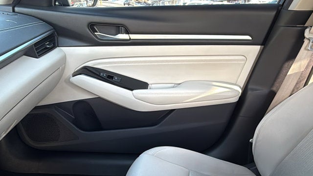 2020 Nissan Altima SV