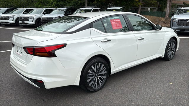 2024 Nissan Altima SV