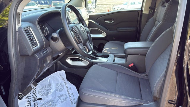 2023 Nissan Frontier Crew Cab SV