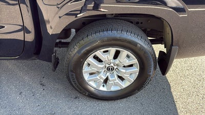 2023 Nissan Frontier Crew Cab SV