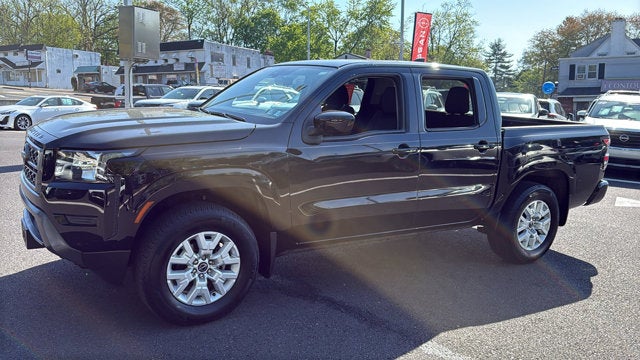 2023 Nissan Frontier Crew Cab SV