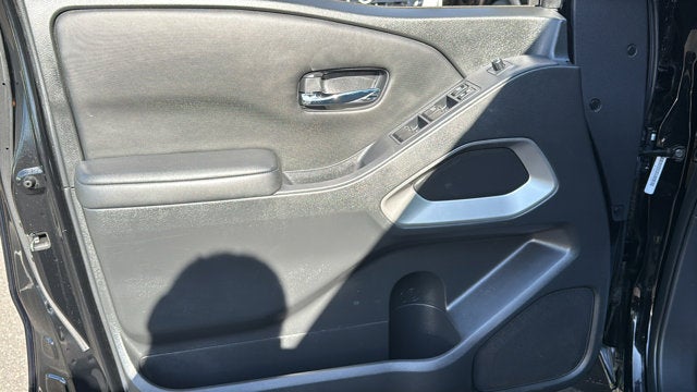2023 Nissan Frontier Crew Cab SV