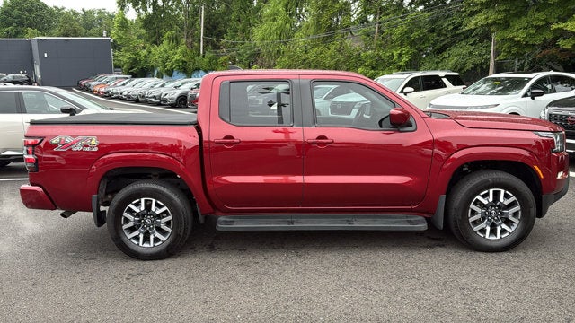 2022 Nissan Frontier SV