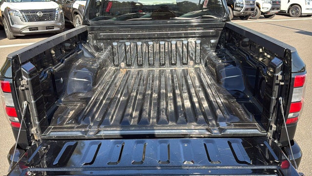 2023 Nissan Frontier Crew Cab SV