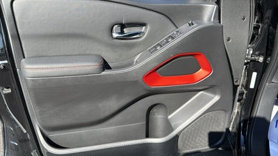 2022 Nissan Frontier Crew Cab PRO-4X®