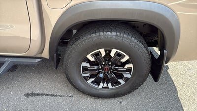 2023 Nissan Frontier Crew Cab PRO-4X®