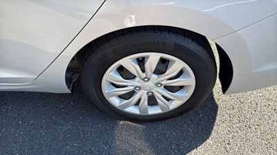 2022 Hyundai Accent SE