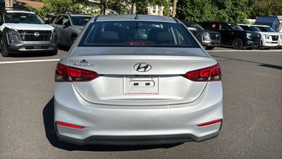 2022 Hyundai Accent SE