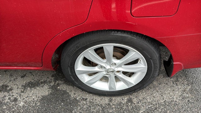 2015 Nissan Versa SL