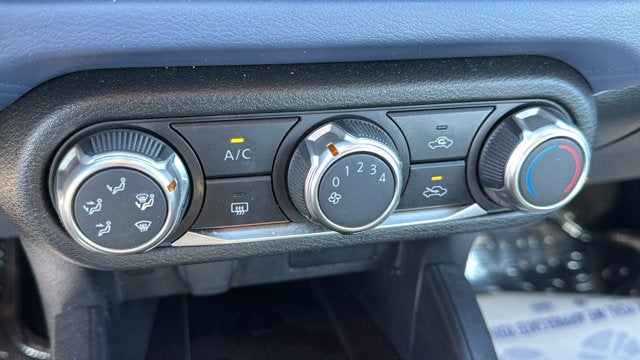 2023 Nissan Versa SV